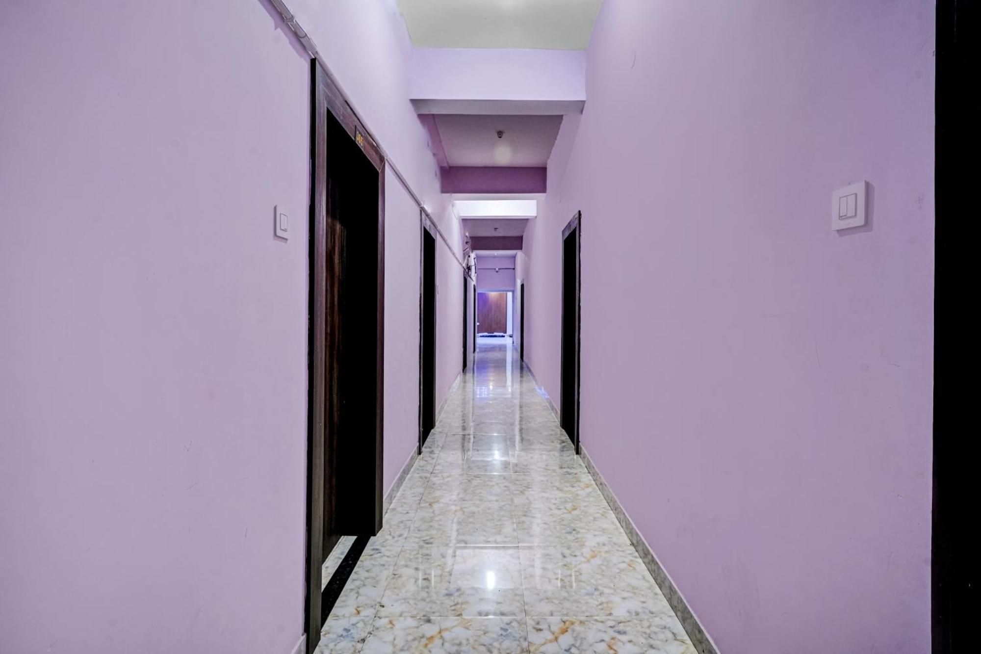 Oyo Flagship Hotel Ashok Vatika Banquet Hall Ráňčí Exteriér fotografie